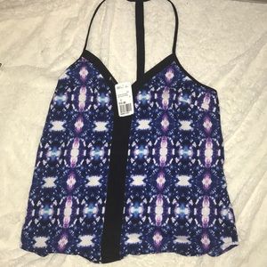 Patterned tank